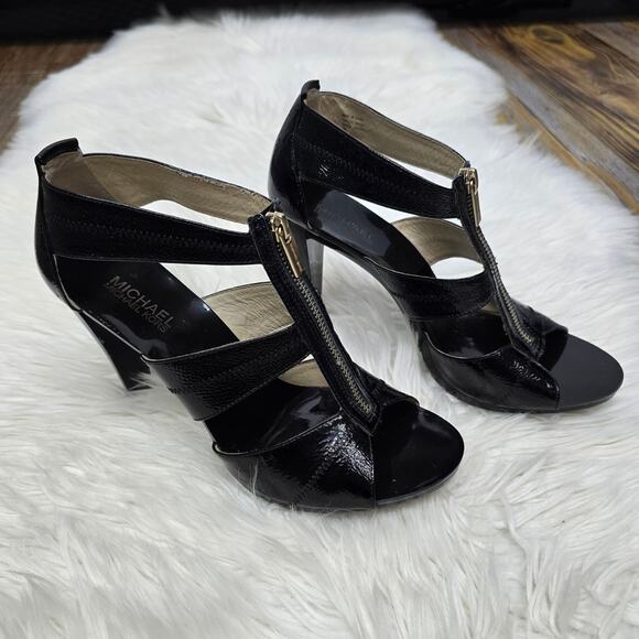 MICHAEL KORS Wide Width Berkley T-Strap Sandals Heels 10 M Black Patent Leather - Picture 3 of 11